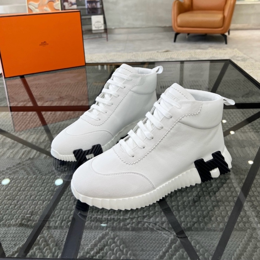 Men’s Hermes sneaker shoe.